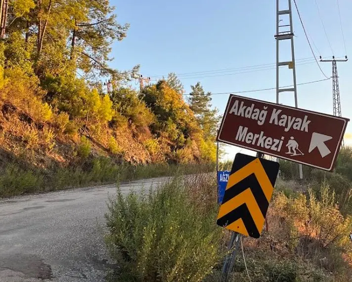 Akdağ Kayak ve Kış Sporları Merkezi - Alanya - Antalya - Fotoğraf 7