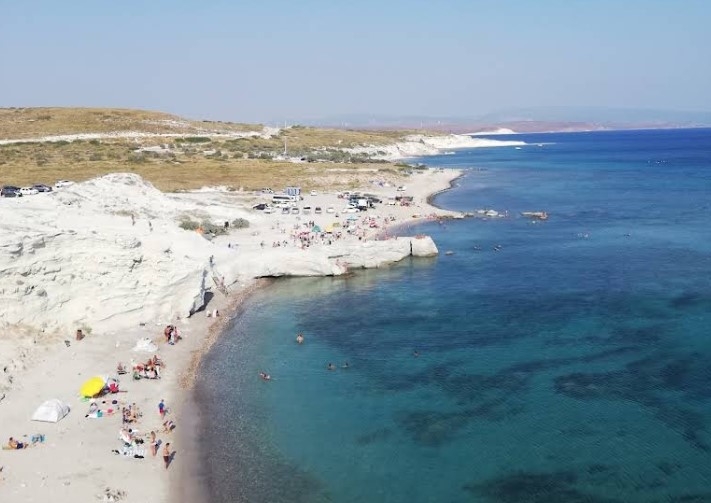 Alaçatı Halk Plajı - Fotoğraf 2