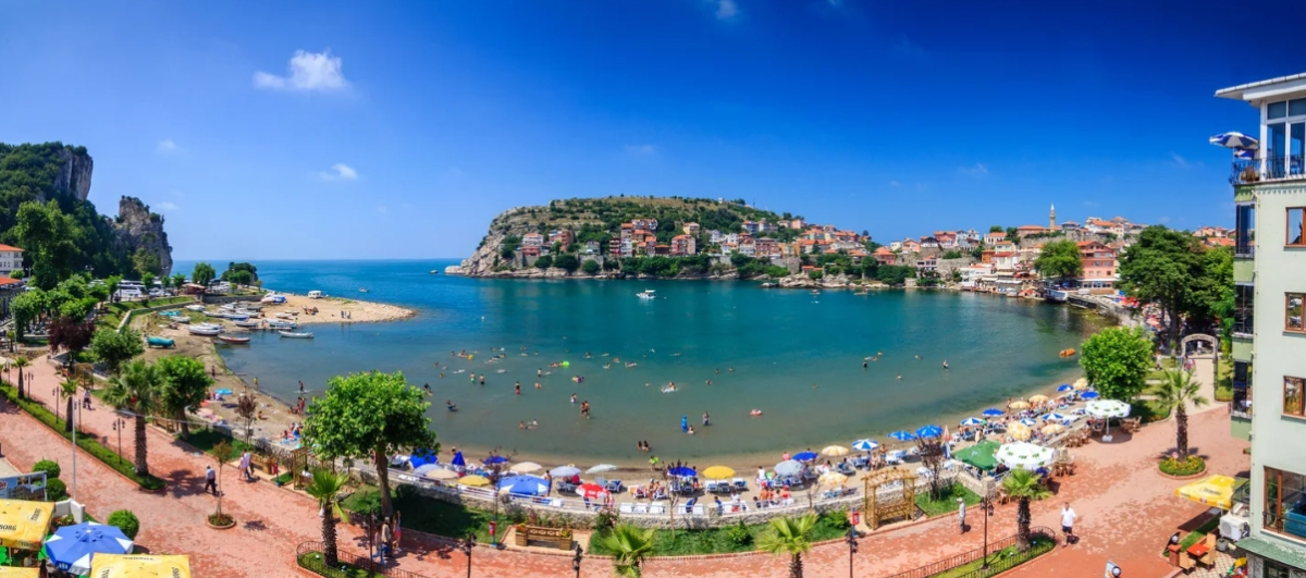 Amasra Büyük Liman Plajı - Fotoğraf 4