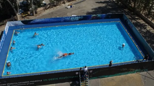 Antalya Aksu Yüzme Havuzu