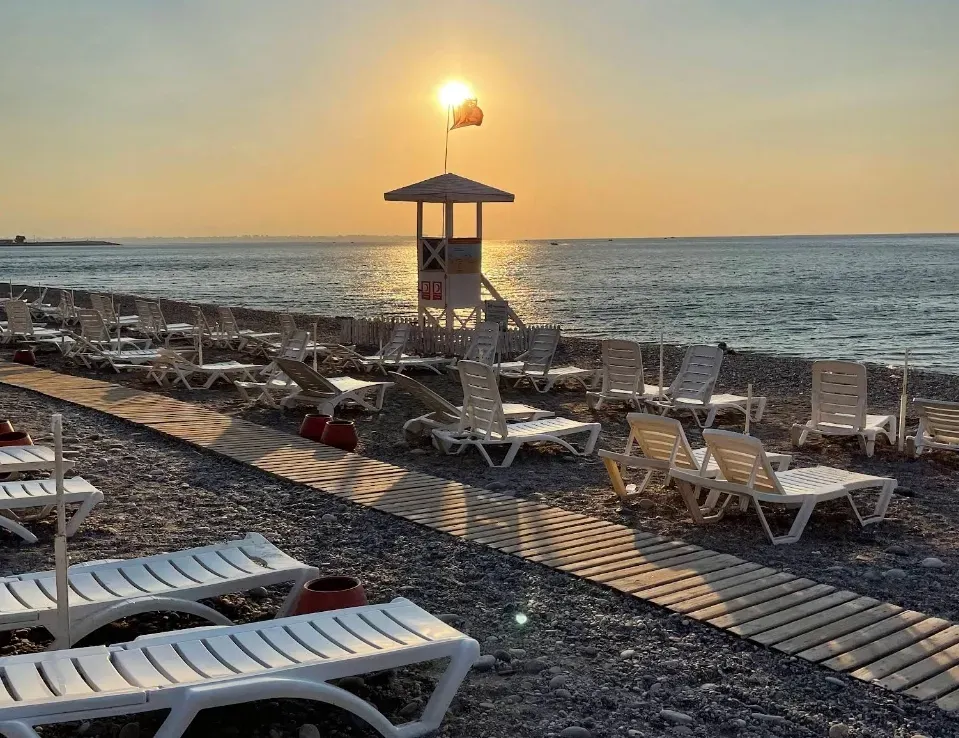 Antalya Sarı Su Kadınlar Plajı