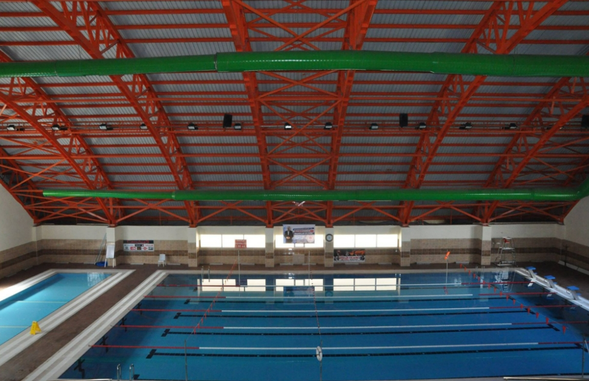 Artvin Yarı Olimpik Kapalı Yüzme Havuzu - Fotoğraf 3