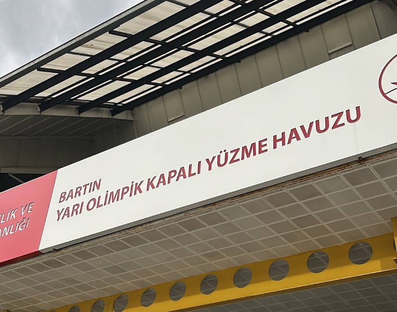 Bartın Kapalı Yüzme Havuzu