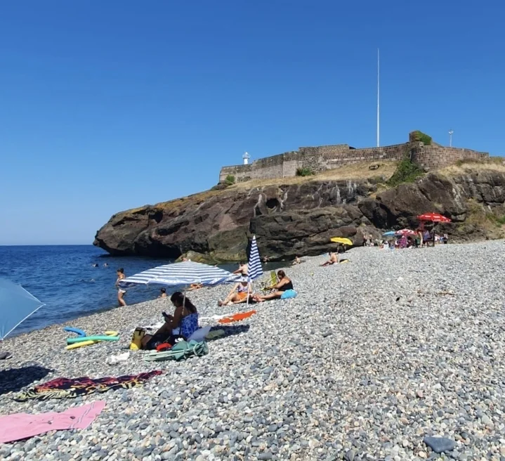 Eynesil Kalesi (Boztepealtı) Plajı - Fotoğraf 4