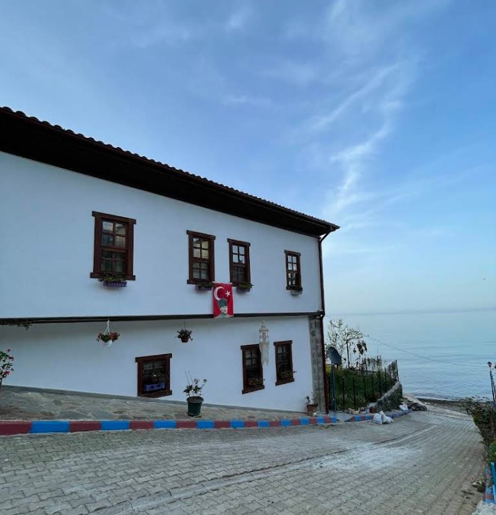 Konak Önü Plajı - Fotoğraf 4