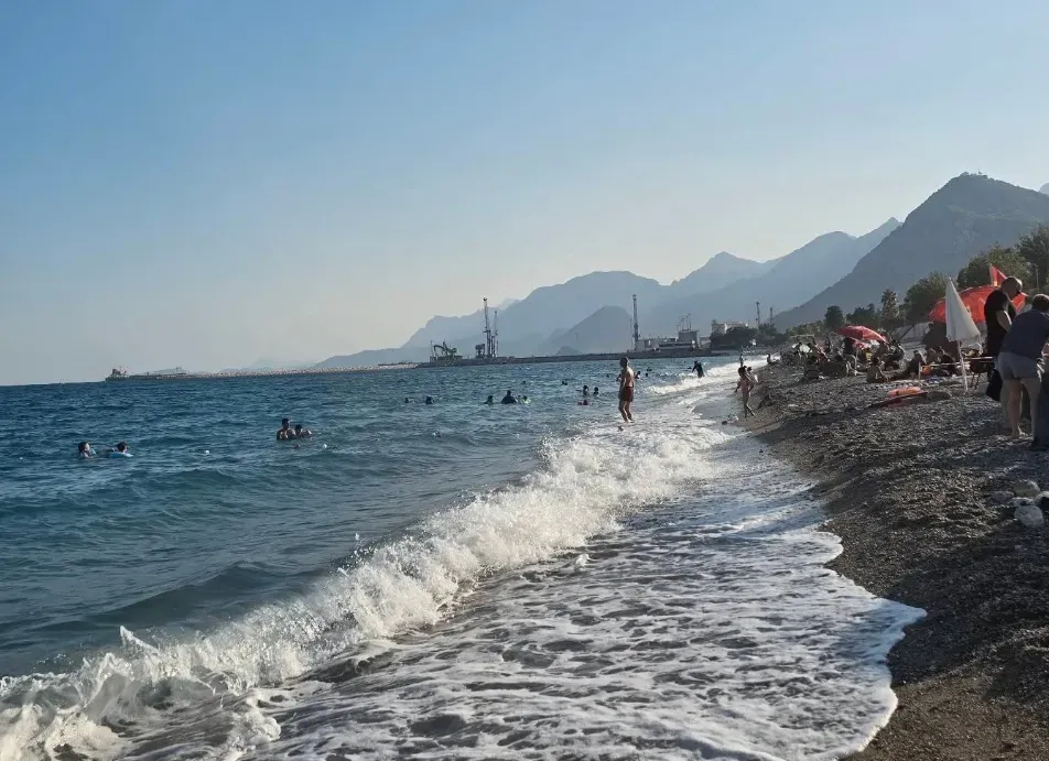 Konyaaltı Plajı - Konyaaltı - Antalya - Fotoğraf 4