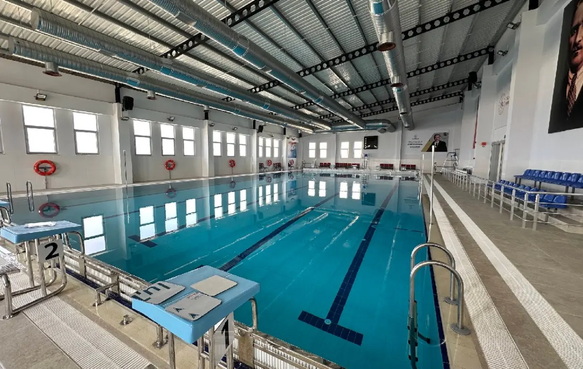 Manavgat Yarı Olimpik Yüzme Havuzu