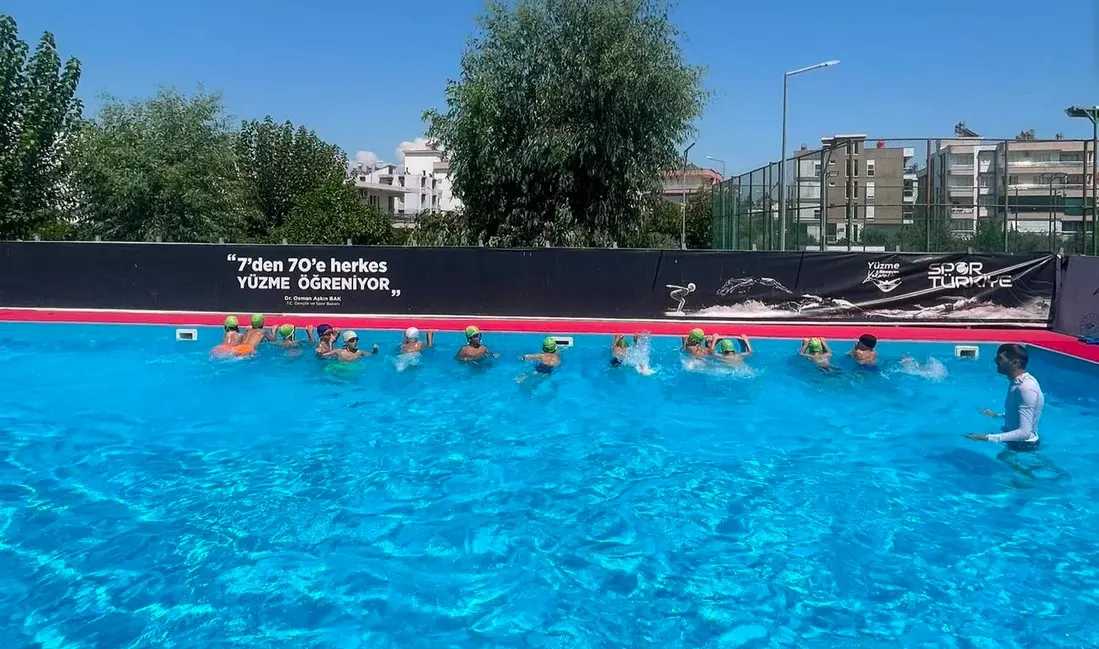 Serik Yüzme Havuzu