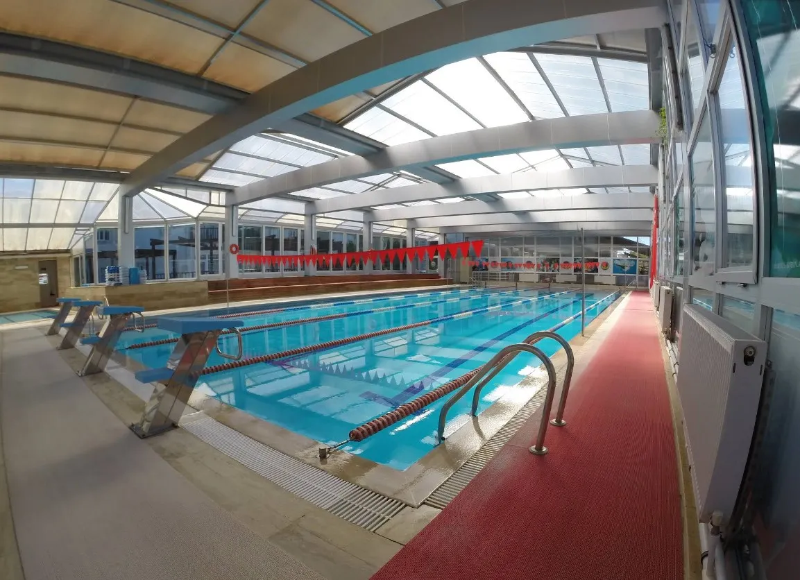 TED Alanya Koleji Kapalı Yüzme Havuzu