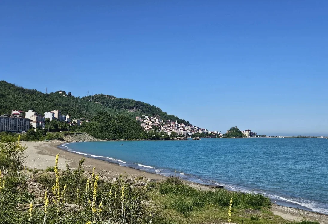 Tirebolu Uzunkum Plajı - Fotoğraf 2